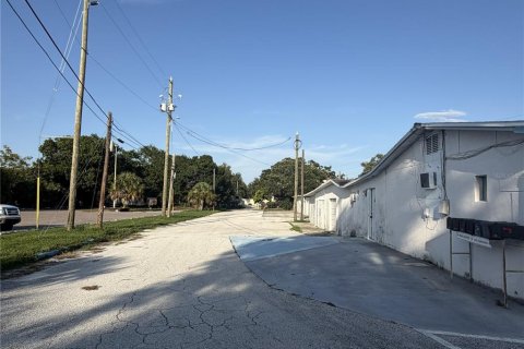 Terreno en venta en Seminole, Florida № 2418908 - foto 2