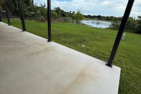 Villa ou maison à vendre à Homestead, Floride: 3 chambres, 100.33 m2 № 1948876 - photo 18