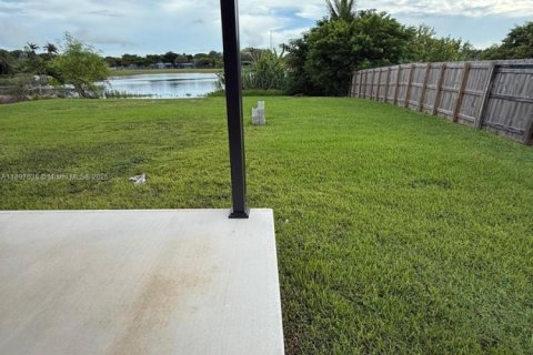 Villa ou maison à vendre à Homestead, Floride: 3 chambres, 100.33 m2 № 1948876 - photo 21
