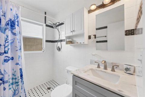 Купить коммерческую недвижимость в Норт-Порт, Флорида 5 спален, 174.19м2, № 1359501 - фото 28