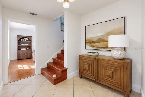 Casa en venta en Valrico, Florida, 4 dormitorios, 210.89 m2 № 2384325 - foto 4