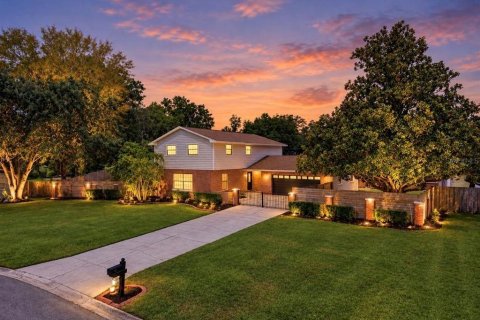 Casa en Valrico, Florida 4 dormitorios, 210.89 m2 № 2384325