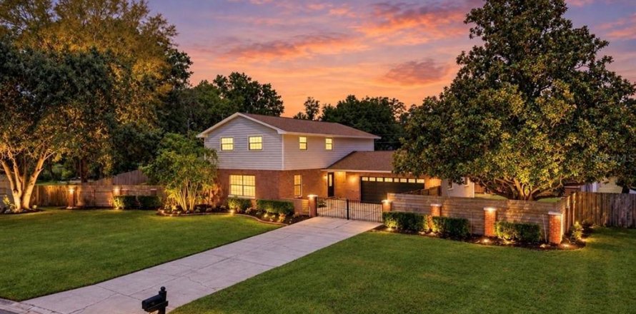Casa en Valrico, Florida 4 dormitorios, 210.89 m2 № 2384325