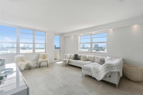 Condominio en venta en Miami Beach, Florida, 3 dormitorios, 110.55 m2 № 1920853 - foto 7
