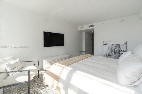 Condominio en venta en Miami Beach, Florida, 3 dormitorios, 110.55 m2 № 1920853 - foto 17
