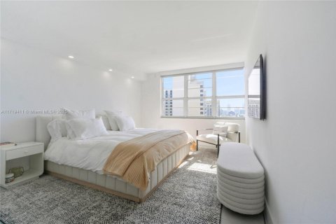 Condominio en venta en Miami Beach, Florida, 3 dormitorios, 110.55 m2 № 1920853 - foto 14