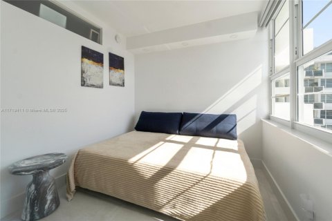 Condominio en venta en Miami Beach, Florida, 3 dormitorios, 110.55 m2 № 1920853 - foto 8