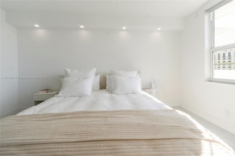 Condominio en venta en Miami Beach, Florida, 3 dormitorios, 110.55 m2 № 1920853 - foto 16