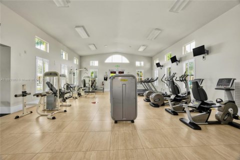 Adosado en alquiler en Miami, Florida, 3 dormitorios, 161 m2 № 1945117 - foto 26