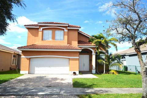 House in Homestead, Florida 4 bedrooms, 216.09 sq.m. № 1971543