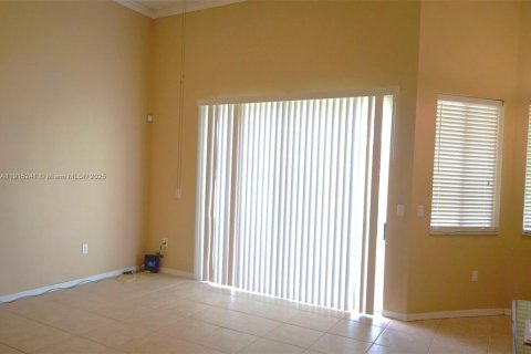 House in Homestead, Florida 4 bedrooms, 216.09 sq.m. № 1971543 - photo 5