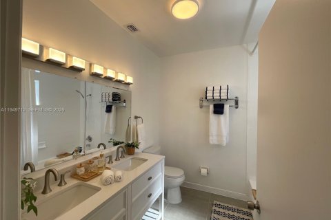 Купить виллу или дом в Хомстед, Флорида 3 спальни, 118.91м2, № 2005432 - фото 22