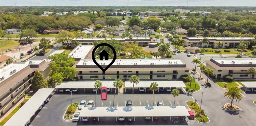 Condominio en Largo, Florida, 2 dormitorios  № 1143165