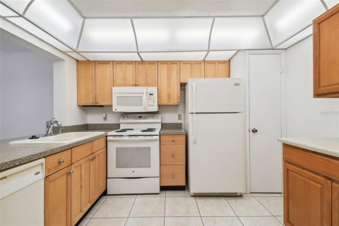 Condominio en venta en Largo, Florida, 2 dormitorios, 97.08 m2 № 1143165 - foto 10