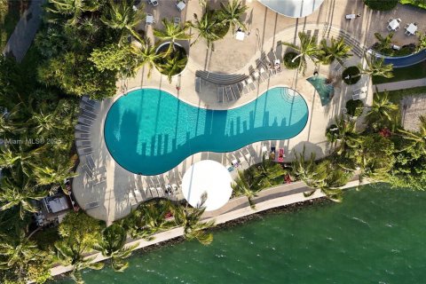Condominio en venta en Miami Beach, Florida, 1 dormitorio, 74.88 m2 № 1942493 - foto 29