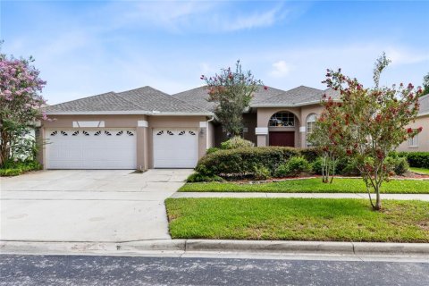 Villa ou maison à vendre à Orlando, Floride: 4 chambres, 250.65 m2 № 2151905 - photo 2