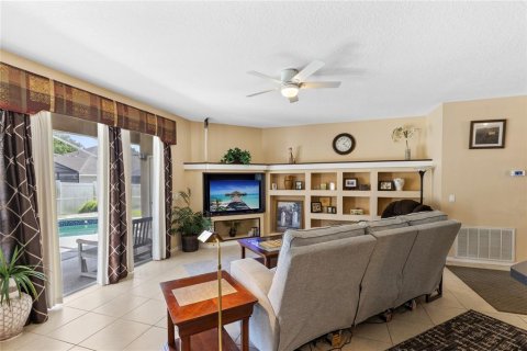 Villa ou maison à vendre à Orlando, Floride: 4 chambres, 250.65 m2 № 2151905 - photo 9