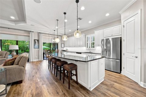 House in Tampa, Florida 3 bedrooms, 225.47 sq.m. № 2395884 - photo 15