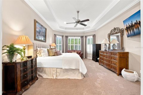 House in Tampa, Florida 3 bedrooms, 225.47 sq.m. № 2395884 - photo 6