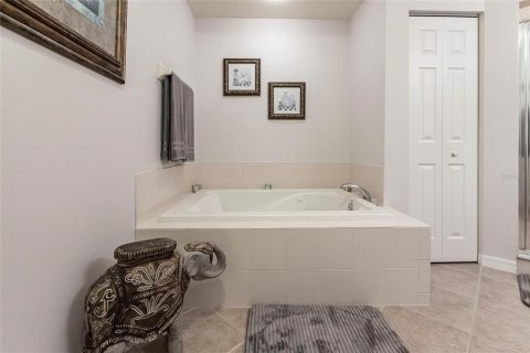 Condominio en venta en Punta Gorda, Florida, 3 dormitorios, 217.21 m2 № 1510373 - foto 24