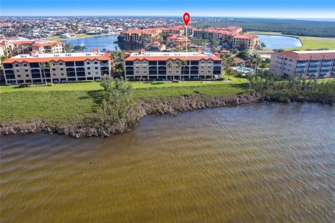 Condominio en venta en Punta Gorda, Florida, 3 dormitorios, 217.21 m2 № 1510373 - foto 3