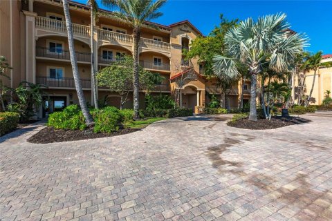 Condominio en venta en Punta Gorda, Florida, 3 dormitorios, 217.21 m2 № 1510373 - foto 5
