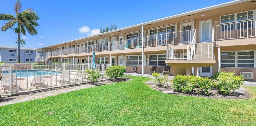 Condo à Hallandale Beach, Floride, 1 chambre  № 2083687