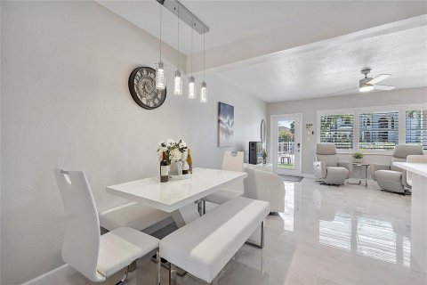 Copropriété à vendre à Hallandale Beach, Floride: 1 chambre, 55.74 m2 № 2083687 - photo 3