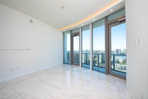 Copropriété à louer à Sunny Isles Beach, Floride: 2 chambres, 192.31 m2 № 1936470 - photo 19