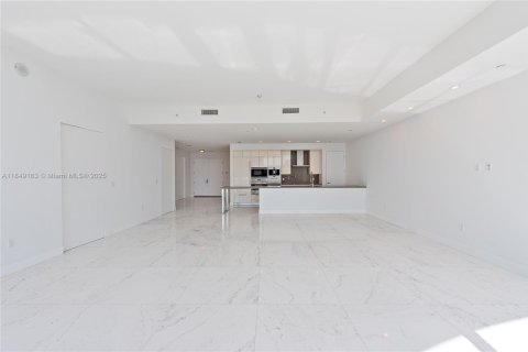 Copropriété à louer à Sunny Isles Beach, Floride: 2 chambres, 192.31 m2 № 1936470 - photo 5