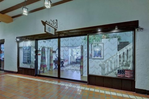 Immobilier commercial à vendre à Venice, Floride: 41.06 m2 № 2217867 - photo 3