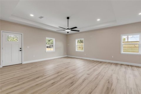 Casa en venta en Oak Hill, Florida, 3 dormitorios, 171.22 m2 № 2324612 - foto 11