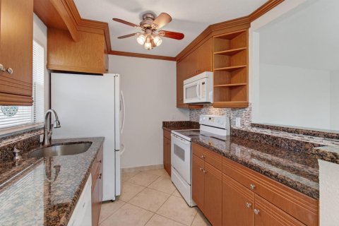 Condo à Delray Beach, Floride, 2 chambres № 2252290