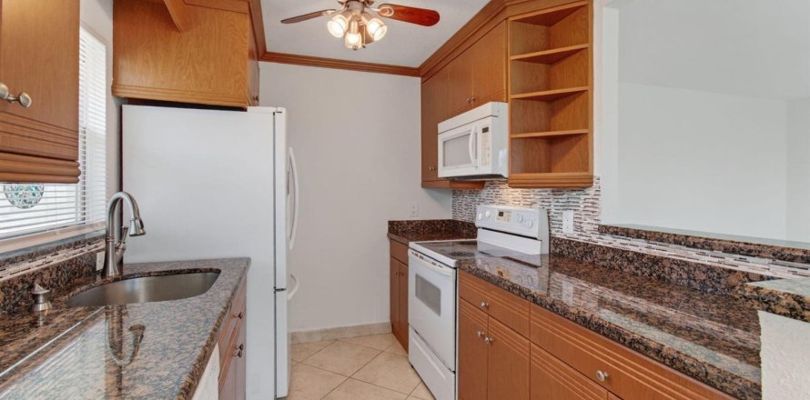 Condo à Delray Beach, Floride, 2 chambres № 2252290
