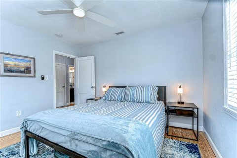 House in Gulfport, Florida 2 bedrooms, 80.27 sq.m. № 1511670 - photo 16