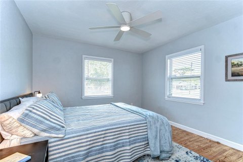 House in Gulfport, Florida 2 bedrooms, 80.27 sq.m. № 1511670 - photo 14