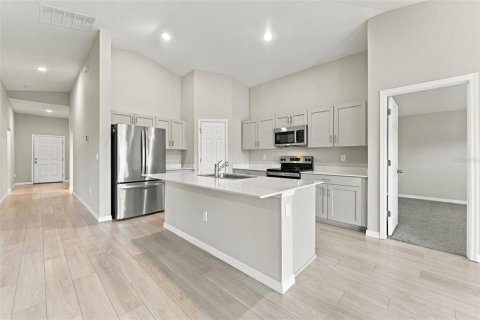 Villa ou maison à louer à Riverview, Floride: 4 chambres, 171.13 m2 № 2429298 - photo 5