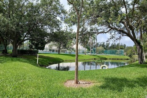 Copropriété à vendre à Plantation, Floride: 2 chambres, 90.95 m2 № 2184429 - photo 7