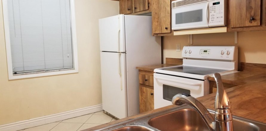 Condo à Plantation, Floride, 2 chambres  № 2184429