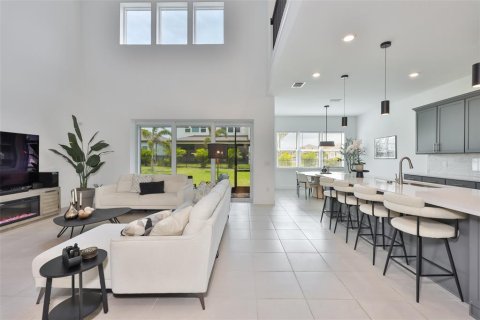 Casa en venta en Apollo Beach, Florida, 4 dormitorios, 398.36 m2 № 2099772 - foto 12