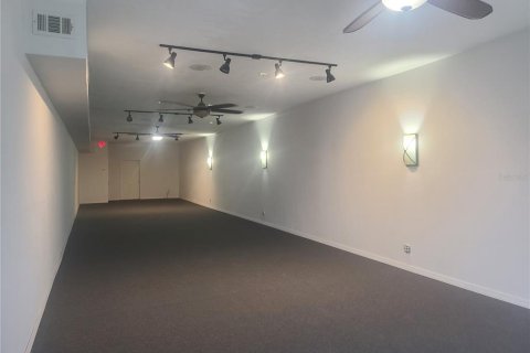 Immobilier commercial à vendre à Treasure Island, Floride: 705.31 m2 № 1749323 - photo 8