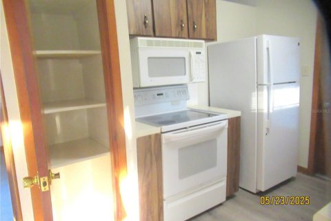 Casa en alquiler en Tampa, Florida, 3 dormitorios, 95.88 m2 № 1750718 - foto 13