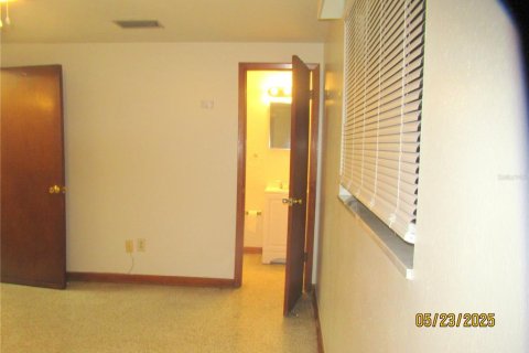 Casa en alquiler en Tampa, Florida, 3 dormitorios, 95.88 m2 № 1750718 - foto 30
