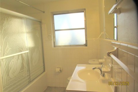 Casa en alquiler en Tampa, Florida, 3 dormitorios, 95.88 m2 № 1750718 - foto 22