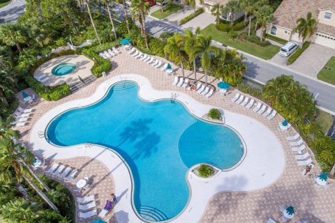 Condominio en alquiler en Port St. Lucie, Florida, 1 dormitorio, 83.61 m2 № 2262546 - foto 2
