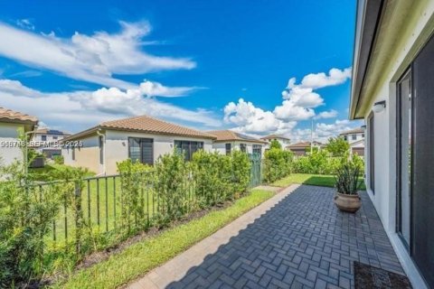 Villa ou maison à vendre à Ave Maria, Floride: 3 chambres, 148.83 m2 № 2053249 - photo 16