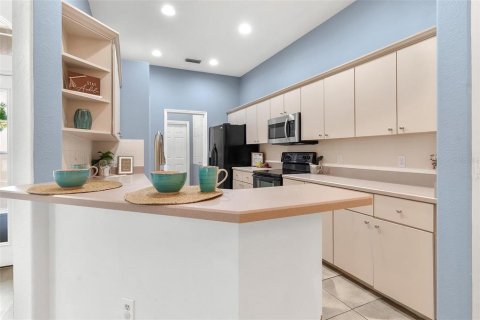 Casa en venta en Lady Lake, Florida, 2 dormitorios, 142.79 m2 № 2156036 - foto 11