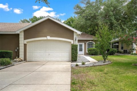 Casa en venta en Lady Lake, Florida, 2 dormitorios, 142.79 m2 № 2156036 - foto 6