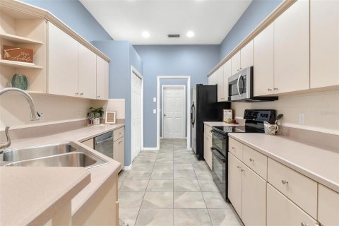Casa en venta en Lady Lake, Florida, 2 dormitorios, 142.79 m2 № 2156036 - foto 12