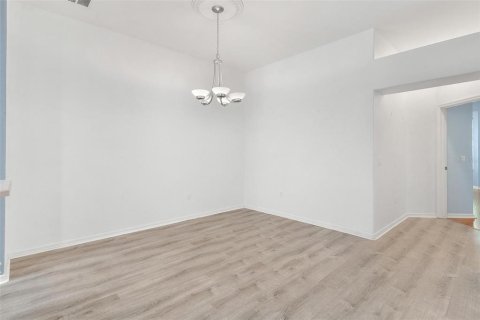 Casa en venta en Lady Lake, Florida, 2 dormitorios, 142.79 m2 № 2156036 - foto 17